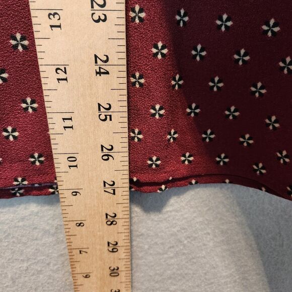 Mudpie medium burgundy sleeveless blouse - Picture 7 of 8